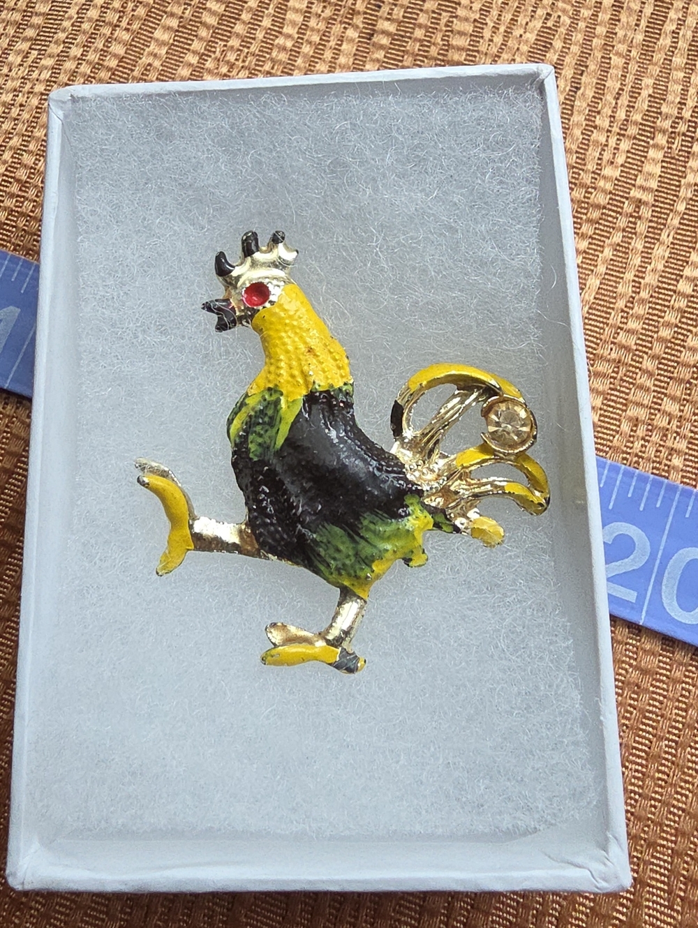Yellow & Black Rooster Bird Brooch Pin - Decorative Pet-Themed Accessory